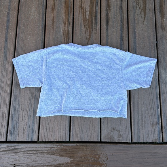 Champion Cropped Football T-Shirtin grey and navy blue | small - Picture 4 of 7